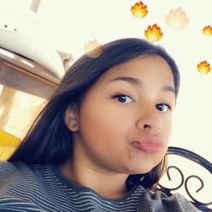 Meet your Posher, Elena maria